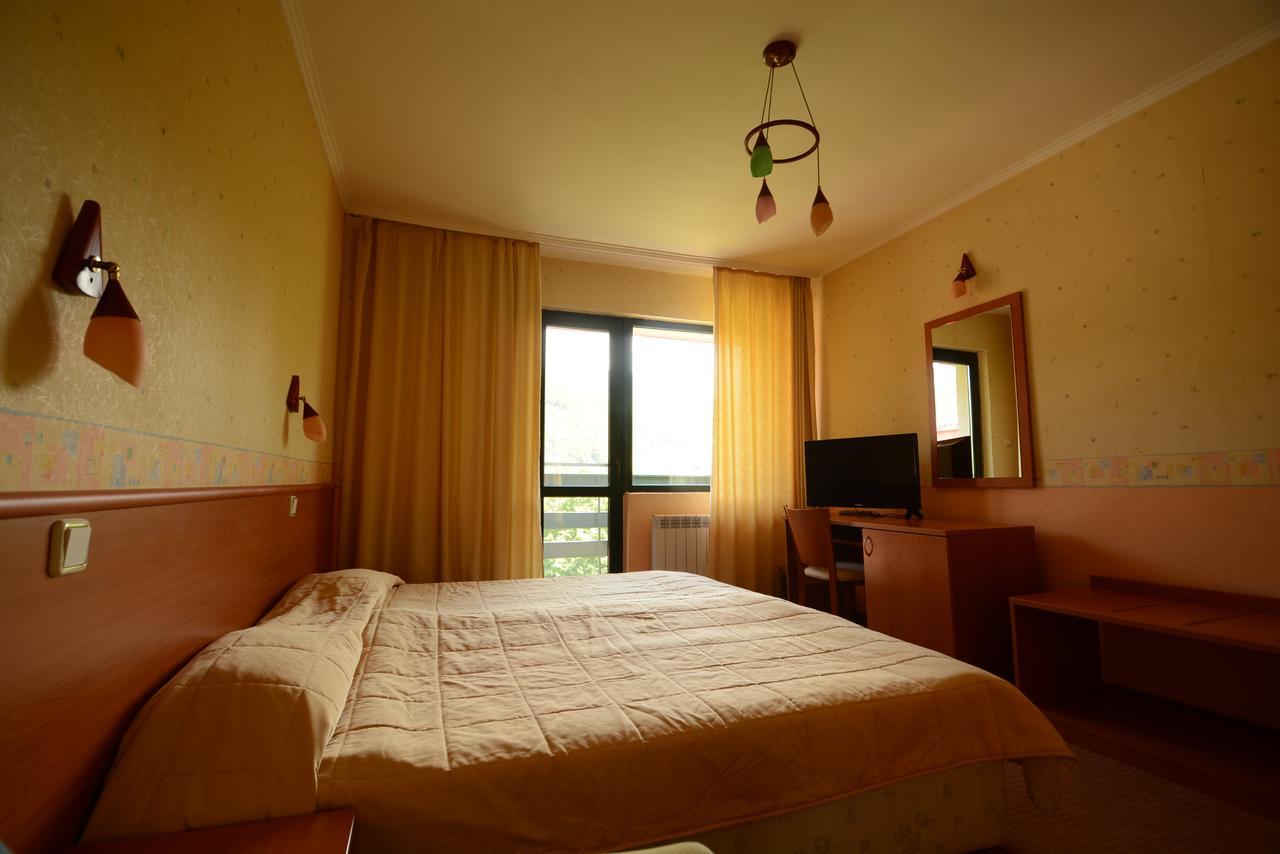 Park Hotel Ribaritsa ภายนอก รูปภาพ